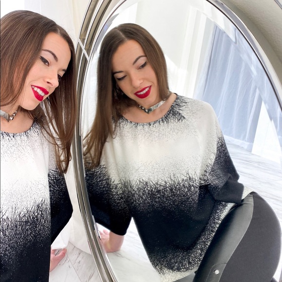 Meet your Posher, Lexa - Picture 10 of 12